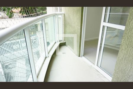 Apartamento para alugar com 66m², 3 quartos e 1 vagaVaranda