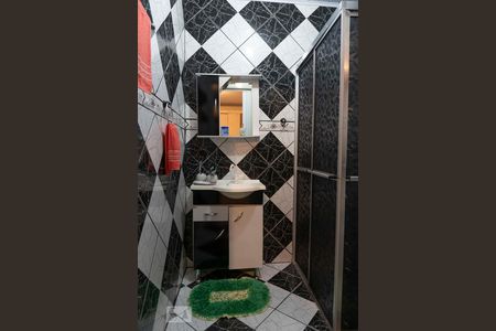 Casa à venda com 144m², 3 quartos e 2 vagasBanheiro 2