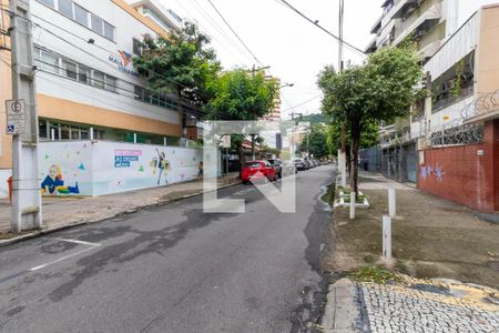 Apartamento para alugar com 86m², 2 quartos e 1 vagaVista da Rua