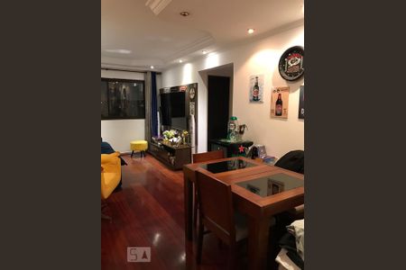 Sala de apartamento para alugar com 2 quartos, 54m² em Vila Mangalot, São Paulo