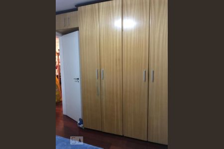 Quarto de apartamento para alugar com 2 quartos, 54m² em Vila Mangalot, São Paulo