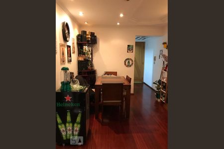 Sala de apartamento para alugar com 2 quartos, 54m² em Vila Mangalot, São Paulo