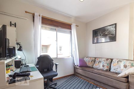 Sala de apartamento para alugar com 1 quarto, 38m² em Jardim Itu Sabará, Porto Alegre