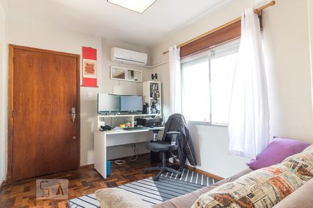 Sala de apartamento para alugar com 1 quarto, 38m² em Jardim Itu Sabará, Porto Alegre