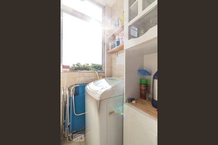 Área de Serviço de apartamento para alugar com 1 quarto, 38m² em Jardim Itu Sabará, Porto Alegre