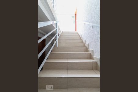 Studio para alugar com 23m², 1 quarto e sem vagaEscada 