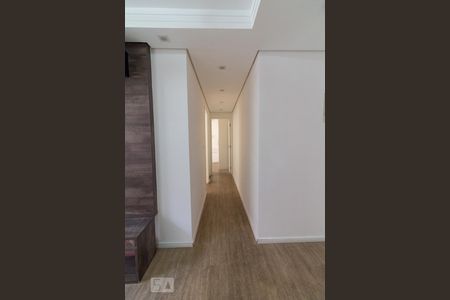 Corredor de apartamento para alugar com 2 quartos, 48m² em Vila Rio, Guarulhos