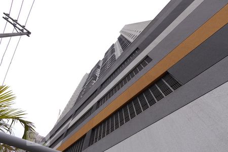 Apartamento para alugar com 59m², 2 quartos e 1 vaga Apartamento para alugar com 59m², 2 quartos e 1 vagaFachada