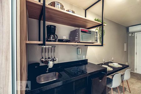 Cozinha de kitnet/studio para alugar com 1 quarto, 30m² em Vila Olímpia, São Paulo