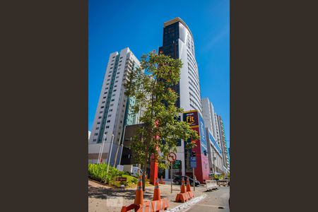 Apartamento para alugar com 37m², 1 quarto e 1 vagaFachada