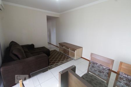 Apartamento para alugar com 100m², 2 quartos e 1 vagaSala