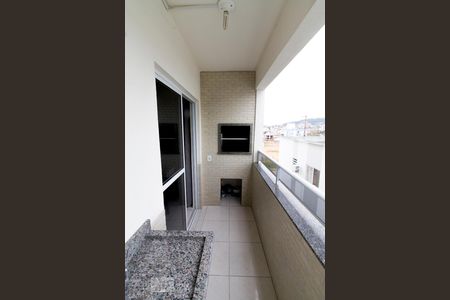Apartamento para alugar com 100m², 2 quartos e 1 vagaSacada
