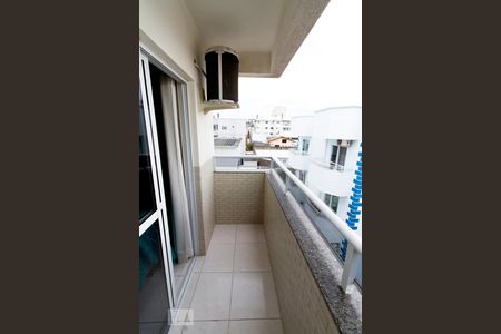 Apartamento para alugar com 100m², 2 quartos e 1 vagaSacada da Suite