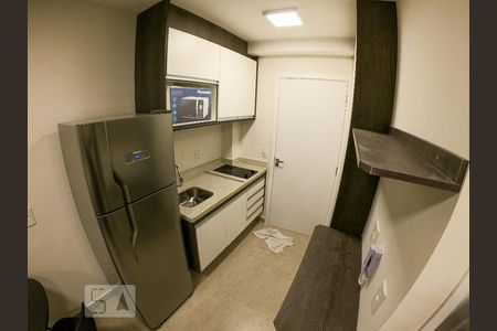 Cozinha de kitnet/studio para alugar com 1 quarto, 28m² em Santa Efigênia, São Paulo