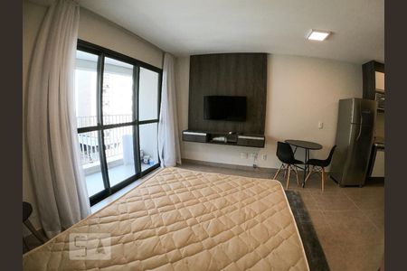 Quarto de kitnet/studio para alugar com 1 quarto, 28m² em Santa Efigênia, São Paulo