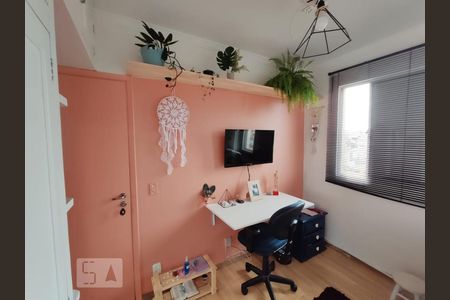 Apartamento à venda com 70m², 3 quartos e 1 vagaQuarto 2