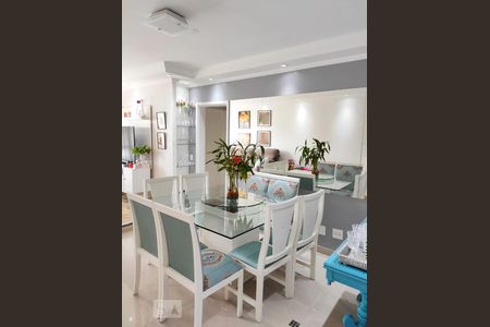 Sala de apartamento à venda com 3 quartos, 70m² em Vila Palmeiras, São Paulo