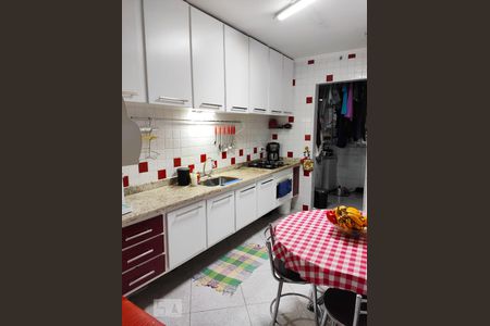 Apartamento à venda com 70m², 3 quartos e 1 vagaCozinha