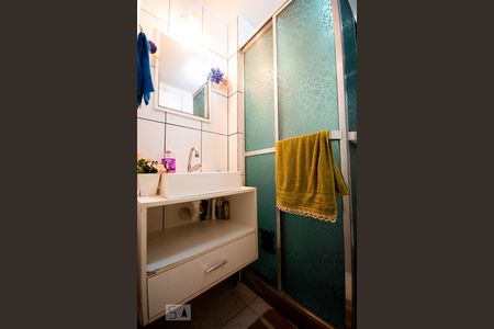 Banheiro Social de apartamento à venda com 2 quartos, 50m² em Fonseca, Niterói