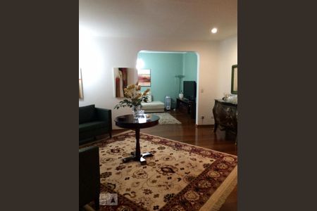 Apartamento à venda com 250m², 4 quartos e 4 vagasSala