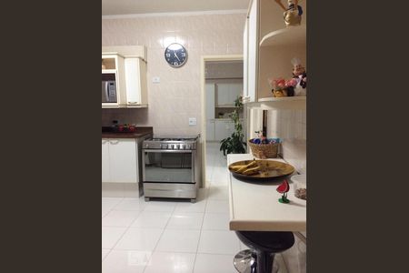 Apartamento à venda com 250m², 4 quartos e 4 vagasCozinha