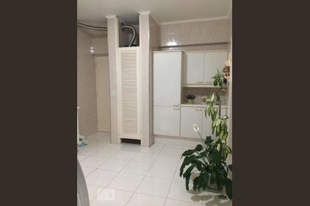 Apartamento à venda com 250m², 4 quartos e 4 vagasCozinha