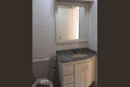 Banheiro Social de apartamento à venda com 2 quartos, 68m² em Santo Antônio, São Caetano do Sul