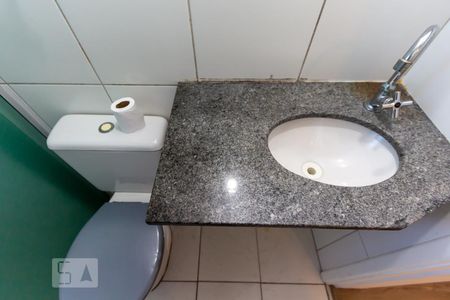 Banheiro de apartamento à venda com 2 quartos, 44m² em Fazenda Morumbi, São Paulo