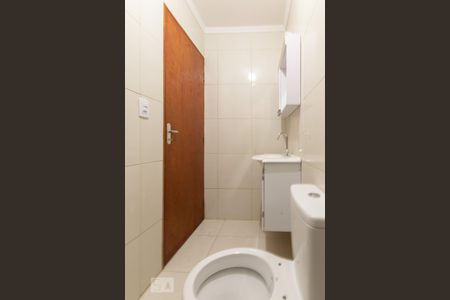 Casa para alugar com 120m², 2 quartos e 1 vagaBanheiro de serviço