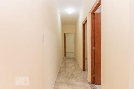 Corredor  de casa para alugar com 2 quartos, 120m² em Vila Portuguesa, São Paulo