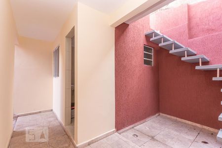 Casa para alugar com 120m², 2 quartos e 1 vagaQuintal 