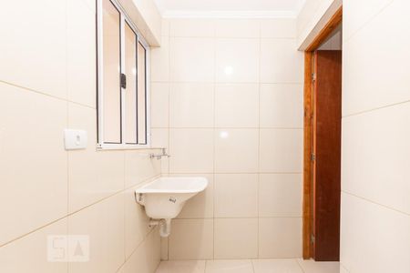 Casa para alugar com 120m², 2 quartos e 1 vagaÁrea de serviço 