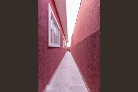 Casa para alugar com 120m², 2 quartos e 1 vagaCorredor externo 