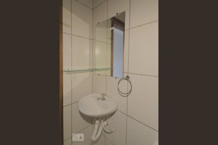 Banheiro de apartamento para alugar com 1 quarto, 40m² em Boqueirão, Curitiba