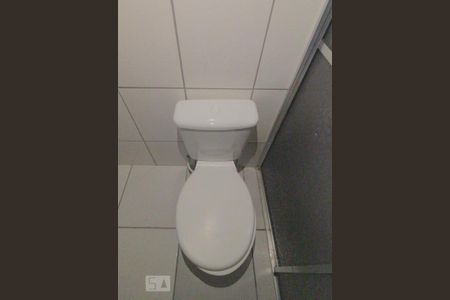 Banheiro de apartamento para alugar com 1 quarto, 40m² em Boqueirão, Curitiba