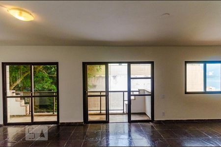 Apartamento para alugar com 99m², 2 quartos e 1 vagaSala