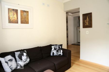 Sala de apartamento à venda com 3 quartos, 60m² em Parque Marabá, Taboão da Serra