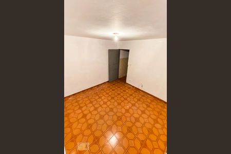Quarto de casa para alugar com 1 quarto, 40m² em Centro, Diadema