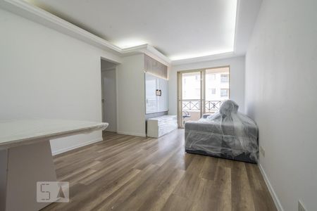 Sala de apartamento para alugar com 2 quartos, 63m² em Vila Isa, São Paulo