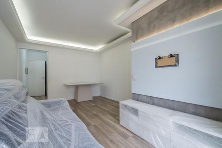 Sala de apartamento para alugar com 2 quartos, 63m² em Vila Isa, São Paulo