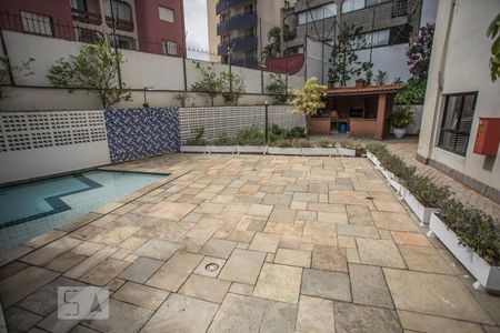 Apartamento à venda com 63m², 2 quartos e 1 vagaÁrea comum - Piscina