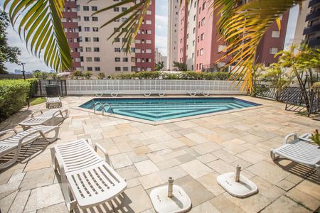 Apartamento à venda com 63m², 2 quartos e 1 vagaÁrea comum - Piscina