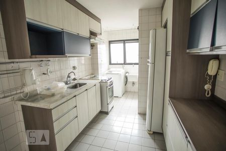 Apartamento à venda com 63m², 2 quartos e 1 vagaCozinha - Armários