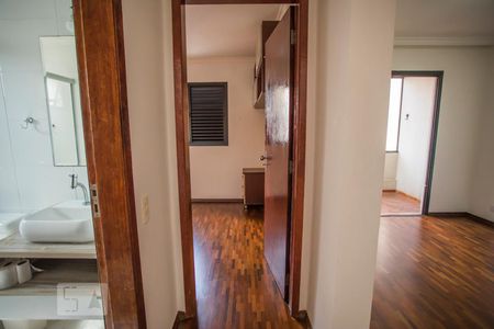 Apartamento à venda com 63m², 2 quartos e 1 vagaCorredor