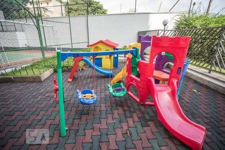 Apartamento à venda com 63m², 2 quartos e 1 vagaÁrea Comum - Playground