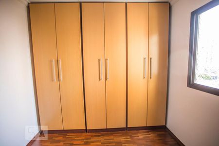 Apartamento à venda com 63m², 2 quartos e 1 vagaQuarto 2 - Armários