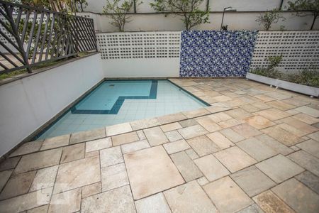 Apartamento à venda com 63m², 2 quartos e 1 vagaÁrea comum - Piscina