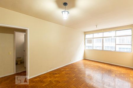 Sala de apartamento à venda com 2 quartos, 60m² em Icaraí, Niterói