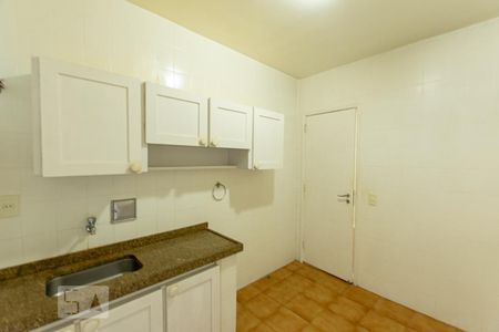 Apartamento à venda com 60m², 2 quartos e 1 vaga Apartamento à venda com 60m², 2 quartos e 1 vagaCozinha