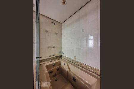 Banheiro da suíte 1 de apartamento à venda com 6 quartos, 560m² em Bosque da Saúde, São Paulo